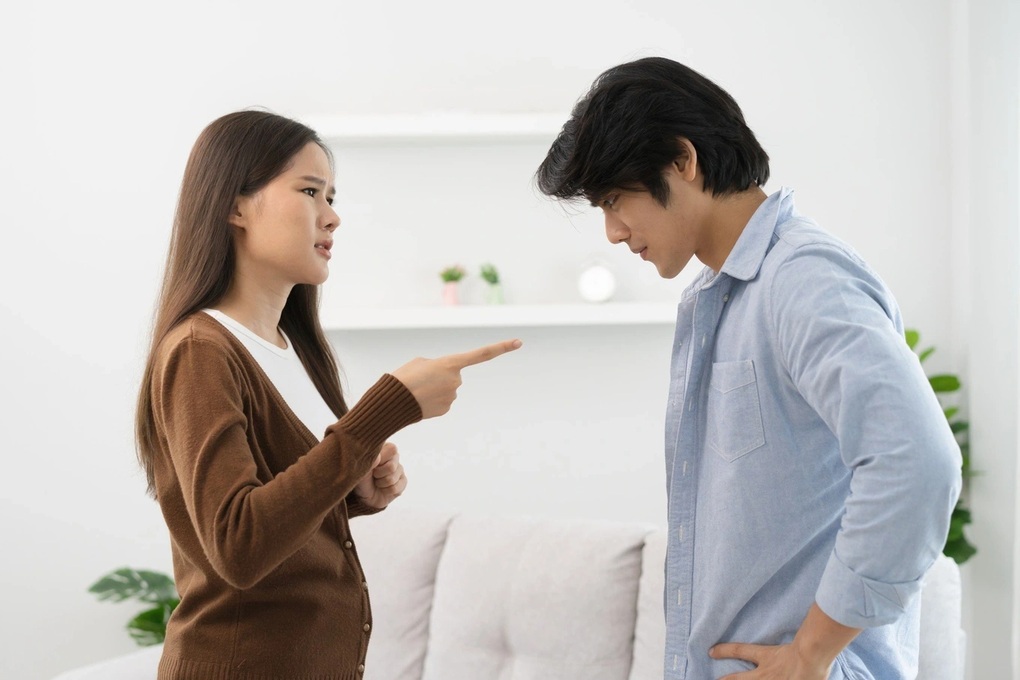 Lương cao gấp 4 lần vợ, tôi vẫn bị dọa ly hôn nếu không làm việc vặt này - 1 Lương cao gấp 4 lần vợ, tôi vẫn bị dọa ly hôn nếu không làm việc vặt này - 1