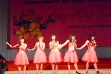 Tưng bừng đêm nhạc nghệ thuật mừng ngày 9/1