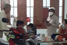 "Bất chấp lệnh cấm", vẫn tụ tập ăn nhậu giữa mùa dịch Covid-19