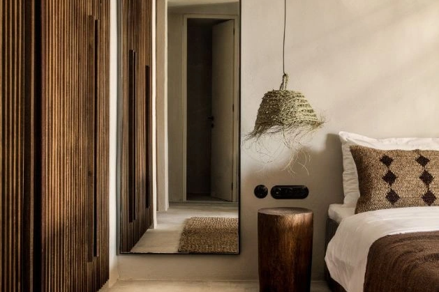 نکاتی برای داشتن اتاق خواب بزرگ و مرتب - 2 Mẹo để phòng ngủ thoáng đãng, ngăn nắp - 2