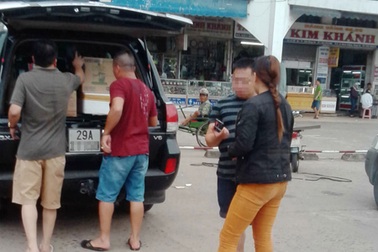 Công khai bán thuốc kích dục "không thể kiềm chế" giữa chợ