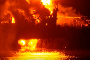 Azerbaijan: Cháy giàn khoan dầu trên biển Caspi, 30 người mất tích