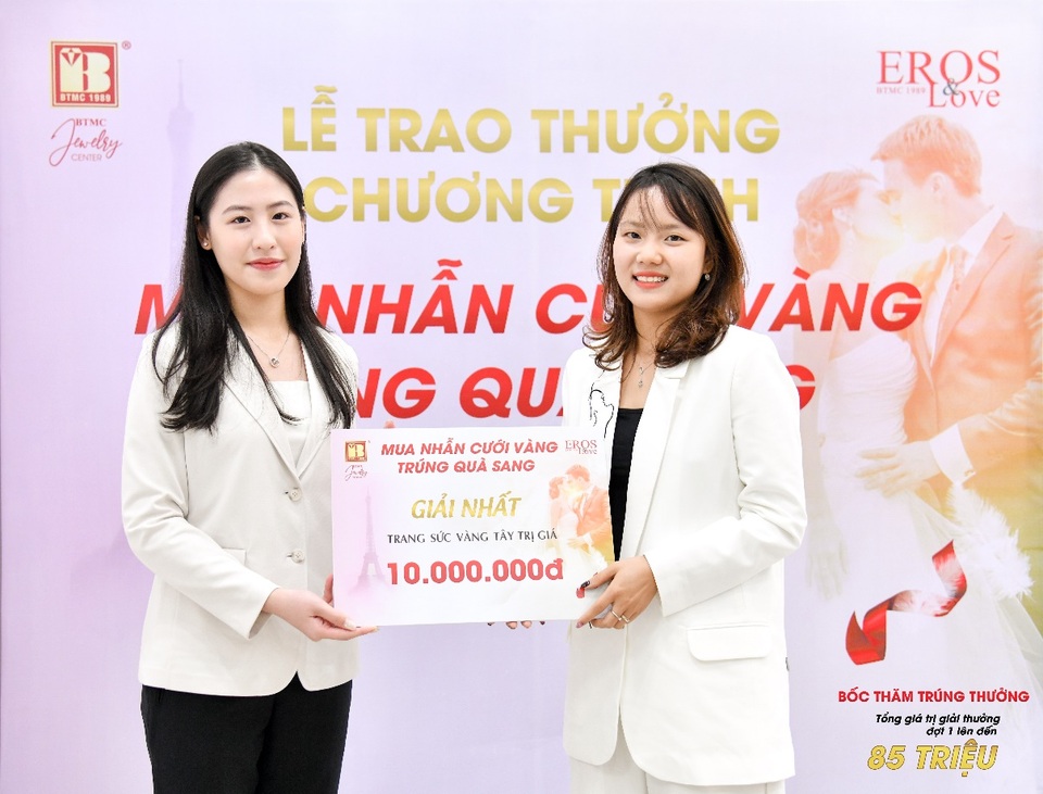 Bảo Tín Minh Châu trao thưởng mùa cưới đợt 1 tổng trị giá 85 triệu đồng - 3 Bảo Tín Minh Châu trao thưởng mùa cưới đợt 1 tổng trị giá 85 triệu đồng - 3