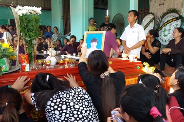 Bốn nữ sinh chết đuối thương tâm tại giếng chùa