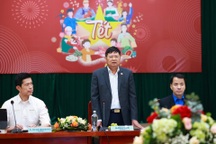 Mang Tết đến với công nhân, lao động khó khăn, bị mất việc