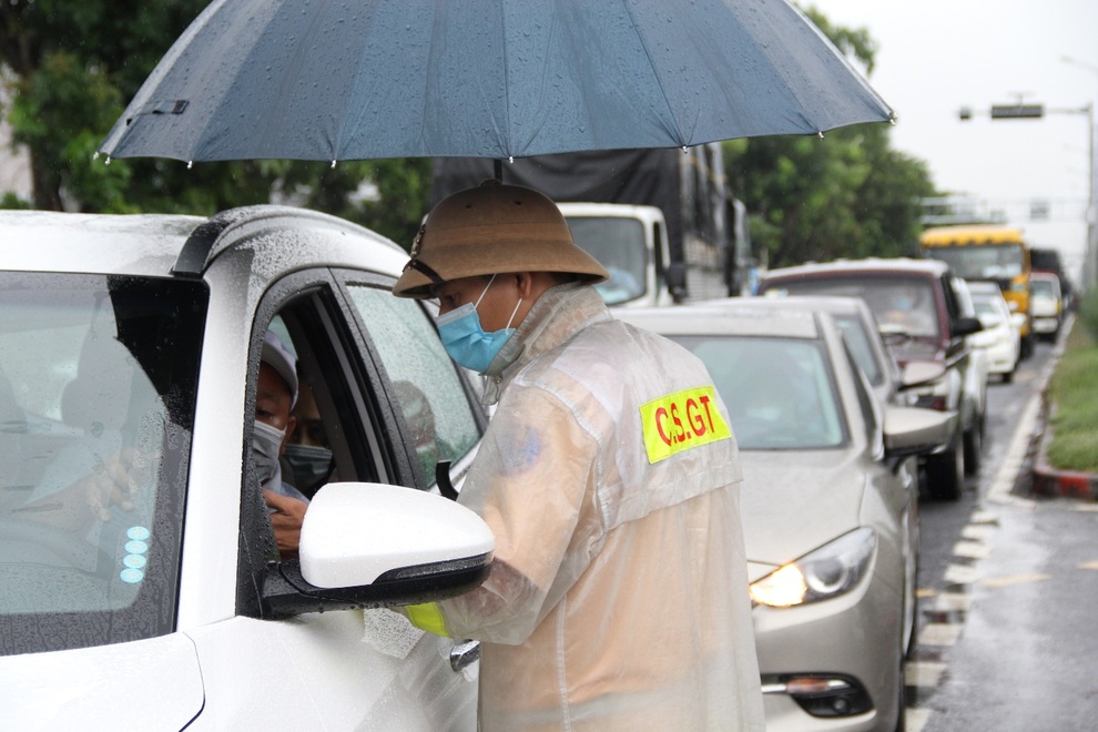 Người từ địa phương nào đến Đà Nẵng phải xét nghiệm, cách ly? - 1 Người từ địa phương nào đến Đà Nẵng phải xét nghiệm, cách ly? - 1