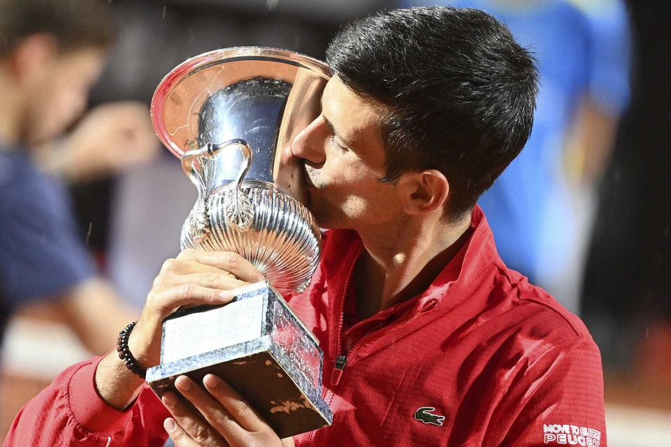Vô địch ở Rome, Djokovic lập kỷ lục mới về số Masters 1000 - 1 Vô địch ở Rome, Djokovic lập kỷ lục mới về số Masters 1000 - 1