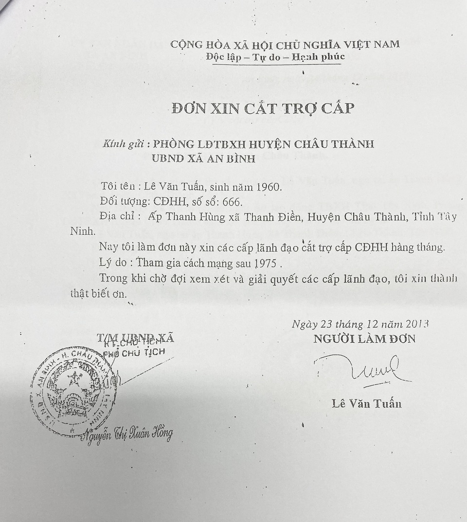 Thông tin bất ngờ vụ lãnh đạo huyện đi xe hơi, nhận nhà nghĩa tình “khủng”! - 2 Thông tin bất ngờ vụ lãnh đạo huyện đi xe hơi, nhận nhà nghĩa tình “khủng”! - 2