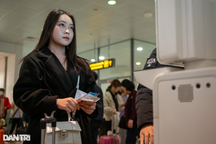 Thủ tướng yêu cầu áp dụng nhập cảnh trực tuyến qua nhận dạng khuôn mặt