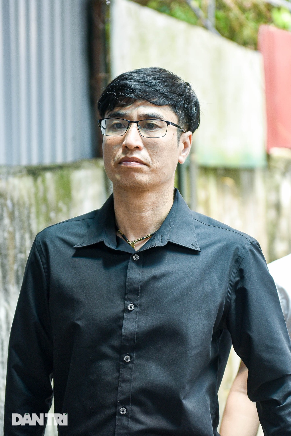 Quang Tèo ngậm ngùi trong Lễ viếng nghệ sĩ Giang Còi - 10 Quang Tèo ngậm ngùi trong Lễ viếng nghệ sĩ Giang Còi - 10