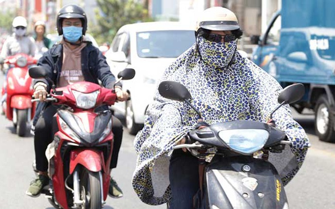 Bắc Bộ nắng nóng cục bộ, Tây Nguyên và Nam Bộ mưa dông về chiều tối