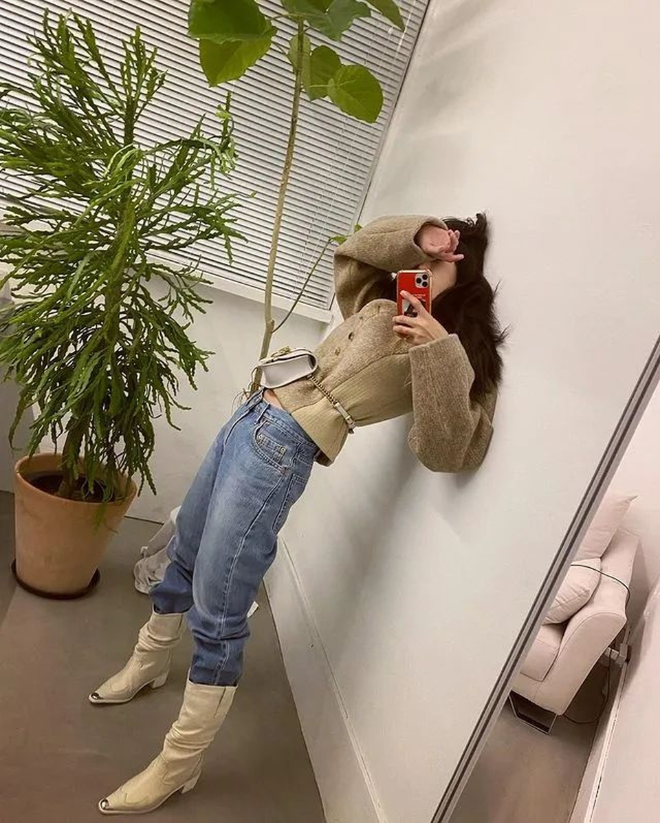 Phong cách nóng bỏng của biểu tượng gợi cảm xứ Hàn HyunA - 8 Phong cách nóng bỏng của biểu tượng gợi cảm xứ Hàn HyunA - 8