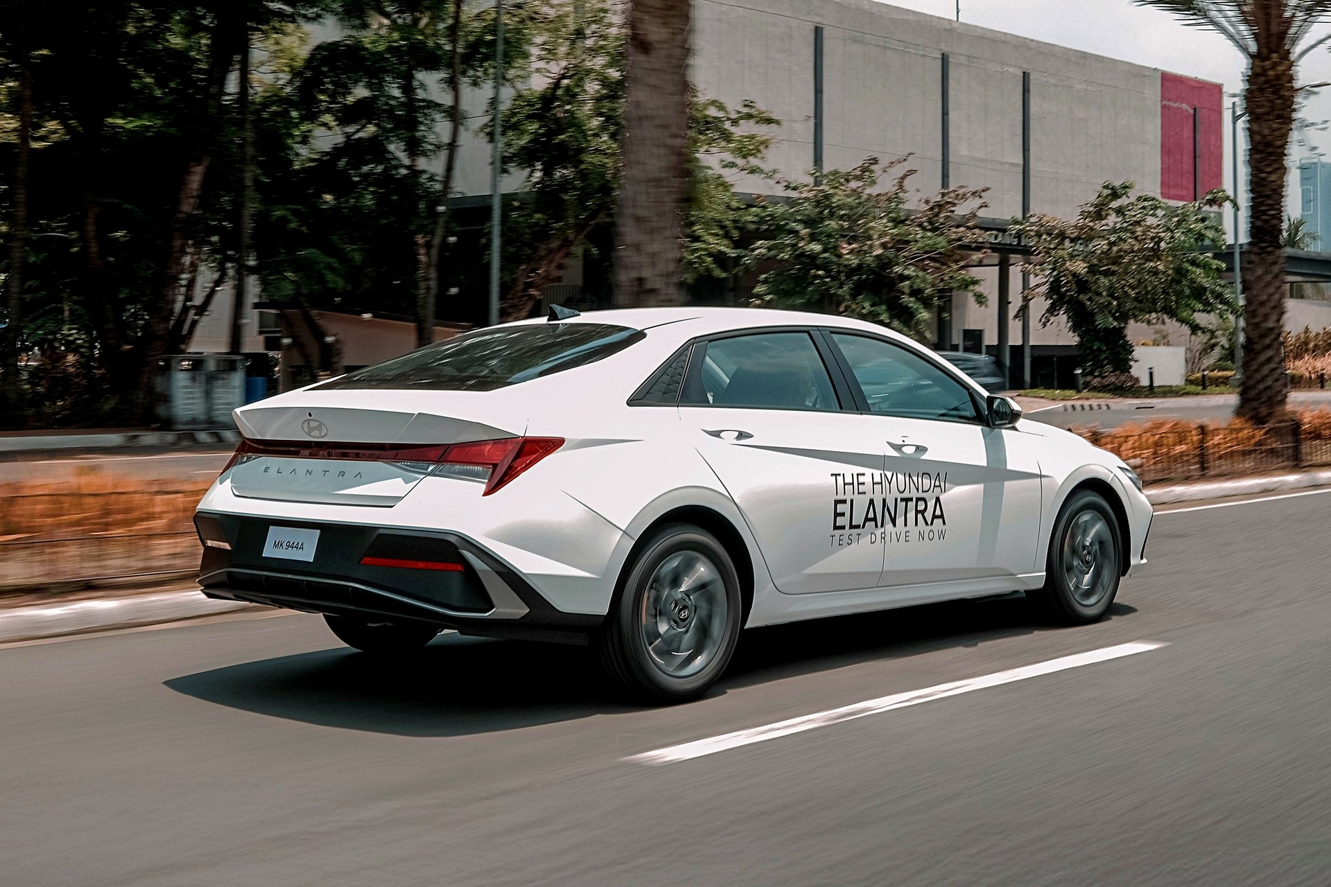 Hyundai Elantra 2025 ra mắt tại Đông Nam Á, chờ ngày về Việt Nam - 4 Hyundai Elantra 2025 ra mắt tại Đông Nam Á, chờ ngày về Việt Nam - 4