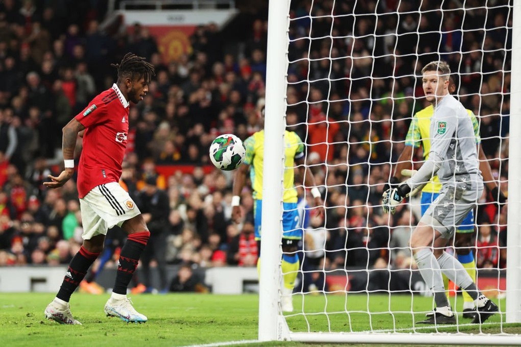 Man Utd gặp Newcastle ở chung kết Carabao Cup - 2 Man Utd gặp Newcastle ở chung kết Carabao Cup - 2