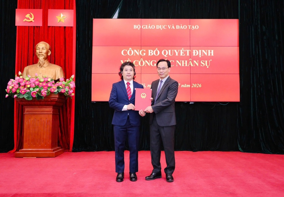 Bổ nhiệm PGS.TS Tạ Hải Tùng làm Phó Giám đốc Đại học Bách khoa Hà Nội - 1 Bổ nhiệm PGS.TS Tạ Hải Tùng làm Phó Giám đốc Đại học Bách khoa Hà Nội - 1