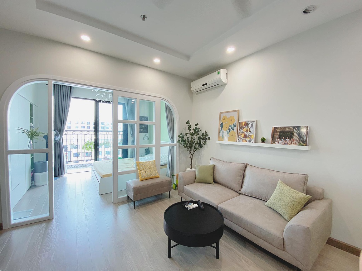 Bên trong căn hộ nhỏ xinh 53 m2 với nội thất màu xanh bơ lạ mắt - 8 Bên trong căn hộ nhỏ xinh 53 m2 với nội thất màu xanh bơ lạ mắt - 8
