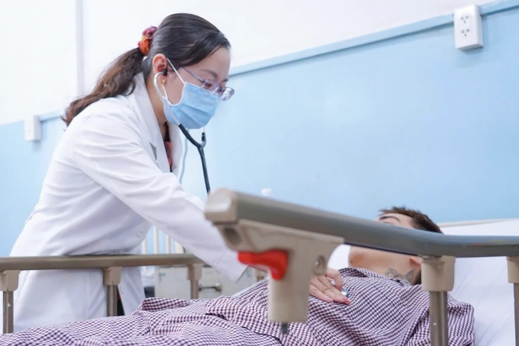 Kết luận nguyên nhân khiến hơn 300 người ngộ độc sau khi ăn bánh mì ở TPHCM - 1