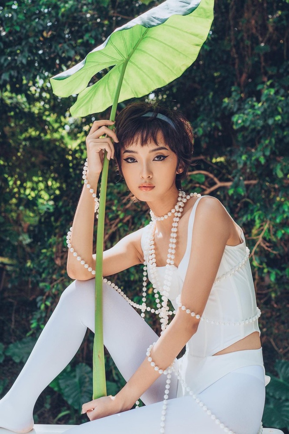 Khánh Linh - Vẻ đẹp độc lạ trong thế giới thời trang - 2 Khánh Linh - Vẻ đẹp độc lạ trong thế giới thời trang - 2