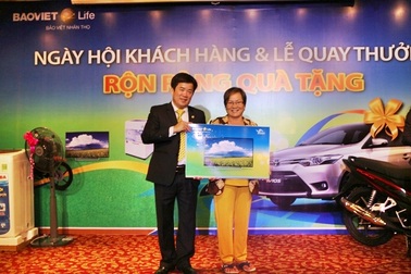 Bảo Việt Nhân thọ tri ân khách hàng mừng 20 năm tiên phong và phát triển