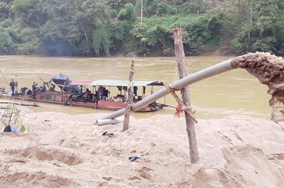 Xử phạt doanh nghiệp tư nhân gần 1 tỷ đồng vì khai thác cát sỏi sai phép - 1 Xử phạt doanh nghiệp tư nhân gần 1 tỷ đồng vì khai thác cát sỏi sai phép - 1