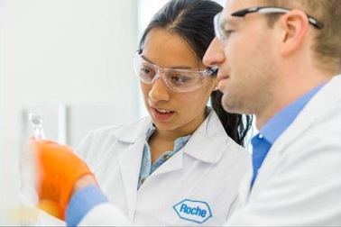 500 cánh bộ y tế tập huấn xét nghiệm