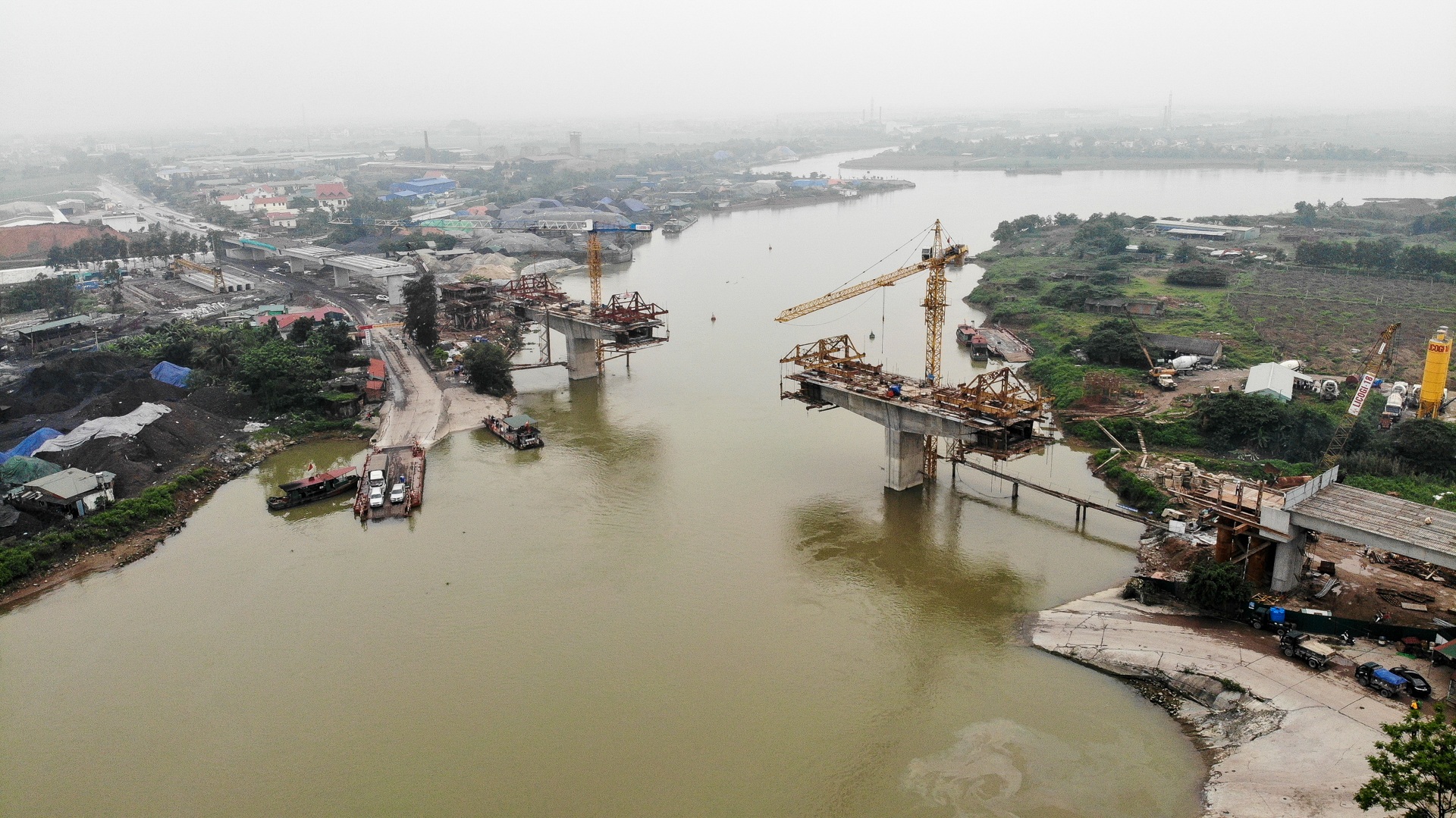 Sở GTVT vào cuộc, bến phà nghìn người chen chúc ở Hải Dương giờ ra sao? - 19