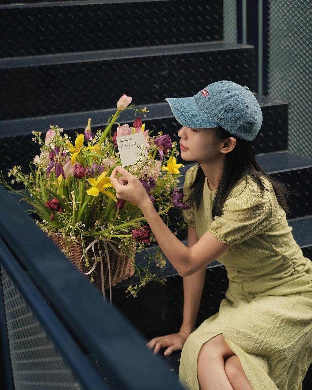 Hoàng Hà Chúng ta của 8 năm sau: Vẫn ở nhà thuê dù cát-xê tăng gấp 10 lần - 3 Hoàng Hà Chúng ta của 8 năm sau: Vẫn ở nhà thuê dù cát-xê tăng gấp 10 lần - 3