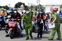 Các tỉnh đang giãn cách xã hội chủ động quyết định tiếp tục Chỉ thị 16