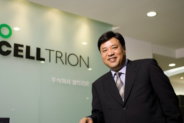 Tài sản của tỷ phú Hàn Quốc tăng “sốc” trong “bão” dịch Covid-19