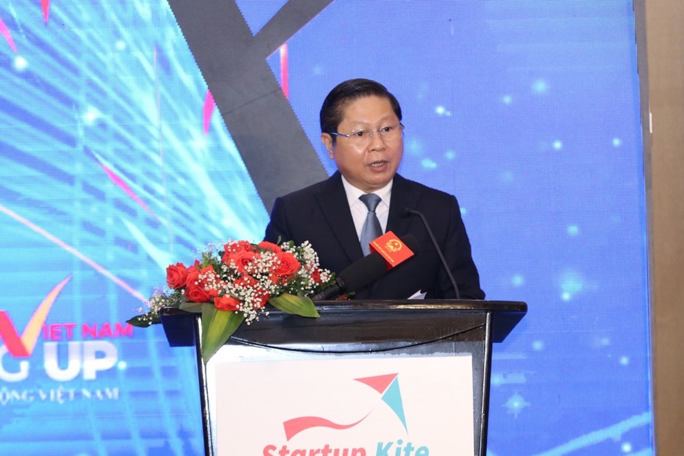 Dự án Gậy thông minh giành quán quân cuộc thi Startup Kite 2021 - 2 Dự án Gậy thông minh giành quán quân cuộc thi Startup Kite 2021 - 2