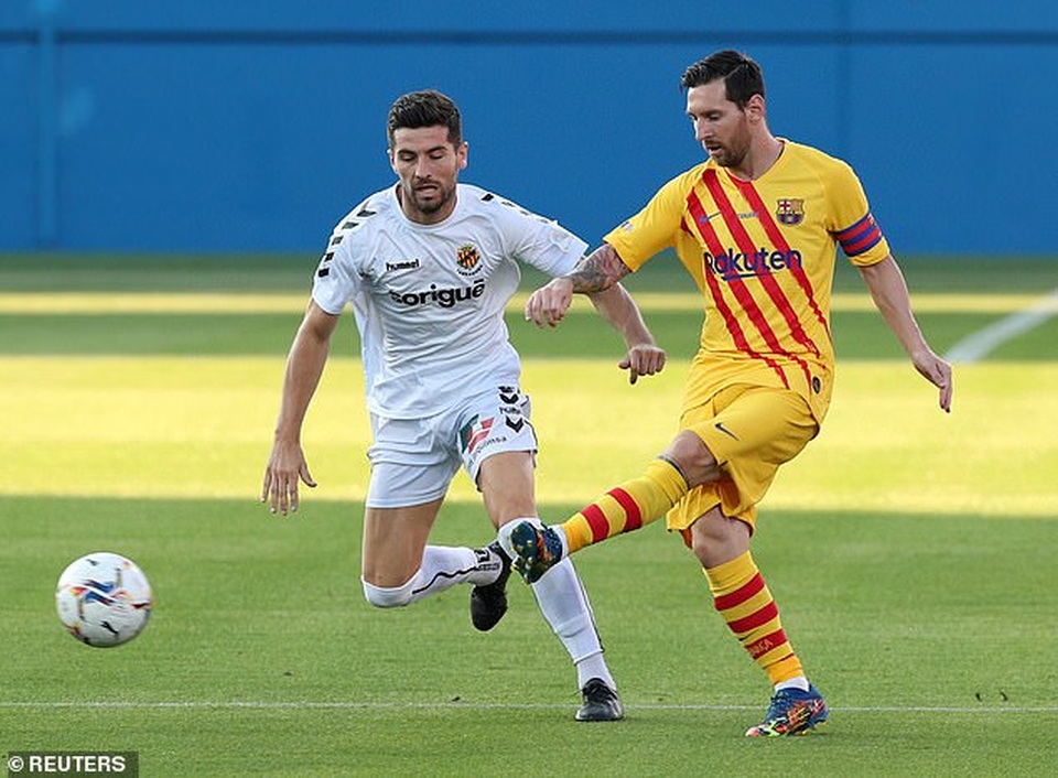 Messi chủ động nhường quyền đá phạt đền cho Griezmann - 7 Messi chủ động nhường quyền đá phạt đền cho Griezmann - 7