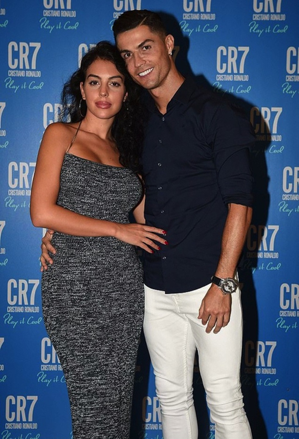 Georgina Rodriguez: Cô gái vô danh đổi đời sau 5 năm gắn bó với Ronaldo - 5 Georgina Rodriguez: Cô gái vô danh đổi đời sau 5 năm gắn bó với Ronaldo - 5