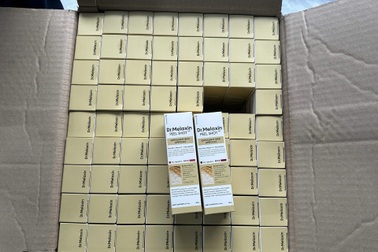 Công ty Ngân Korea mua mỹ phẩm trôi nổi về bán với mác "hàng Hàn Quốc"