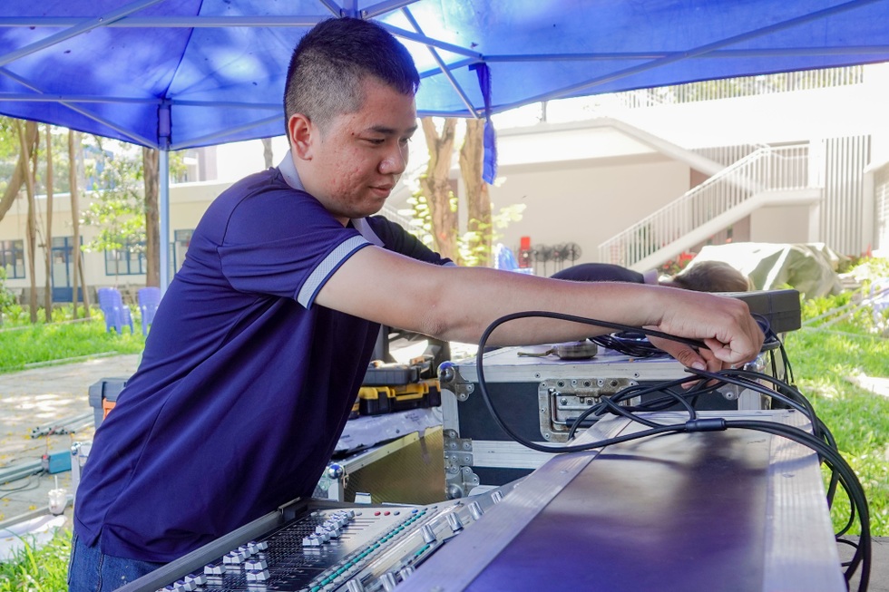 Người đàn ông bắt cướp bị bắn vỡ mặt: Từ cõi chết về xây cơ ngơi bạc tỷ - 14 Người đàn ông bắt cướp bị bắn vỡ mặt: Từ cõi chết về xây cơ ngơi bạc tỷ - 14