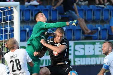 Các ngôi sao gốc Việt liên tục tỏa sáng ở châu Âu