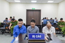 Lập trình viên nước ngoài bị bạo hành suốt 4 tháng, mất 14 chiếc răng