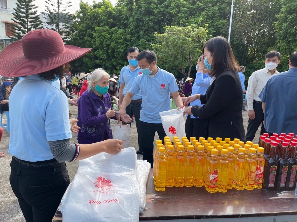 Siêu thị 0 đồng giữa đất Cảng: Có bao gạo này, tôi ấm bụng cả tháng! - 3