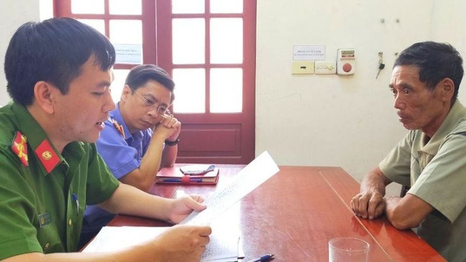 Ra tay sát hại cụ bà gần 80 tuổi để trả thù - 2 Ra tay sát hại cụ bà gần 80 tuổi để trả thù - 2