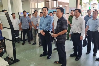 Phó Thủ tướng kiểm tra việc vận hành mô hình chính quyền 2 cấp ở Kiên Giang