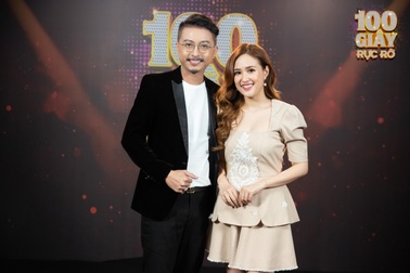 Hứa Minh Đạt, Phương Hằng “thân mật” khi ngồi ghế nóng