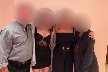 Thiếu nữ bị cưỡng bức khi đang đi nghỉ dưỡng sang chảnh cùng gia đình