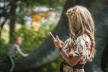 5 điều bạn không bao giờ ngờ đến đang làm tổn thương con gái bạn