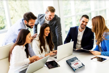 "Đằng sau một quyết định lớn: 5 câu hỏi quan trọng để ra những quyết định