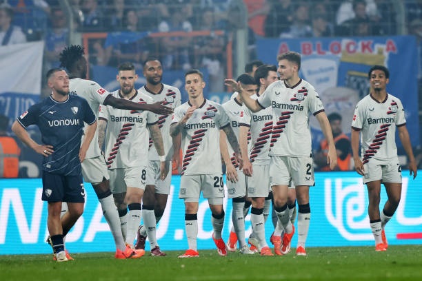 Leverkusen nối dài chuỗi trận bất bại lên con số 50 - 1