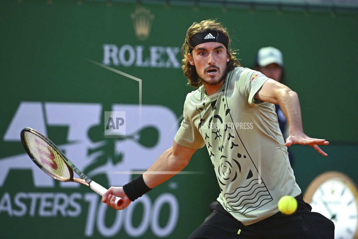 Zverev và Tsitsipas tiến vào tứ kết, đặt kỳ vọng vô địch Monte Carlo - 2 Zverev và Tsitsipas tiến vào tứ kết, đặt kỳ vọng vô địch Monte Carlo - 2