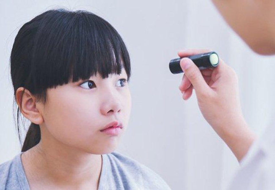 Bệnh mắt lác - Nguyên nhân, tác hại, cách chữa trị - 4 Bệnh mắt lác - Nguyên nhân, tác hại, cách chữa trị - 4