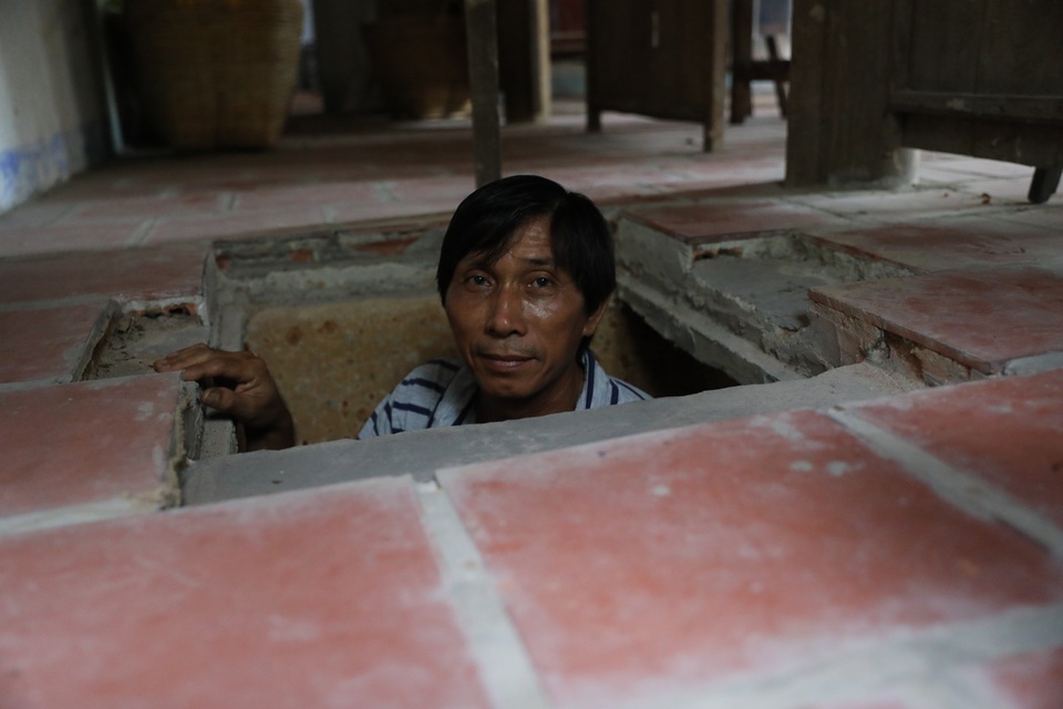 Bí ẩn căn hầm nuôi giấu cán bộ đào trong nhà dân - 2 Bí ẩn căn hầm nuôi giấu cán bộ đào trong nhà dân - 2