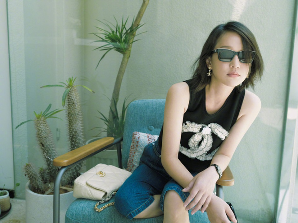 Châu Tấn: Trẻ mãi không già nhưng tình duyên lận đận - 9 Châu Tấn: Trẻ mãi không già nhưng tình duyên lận đận - 9