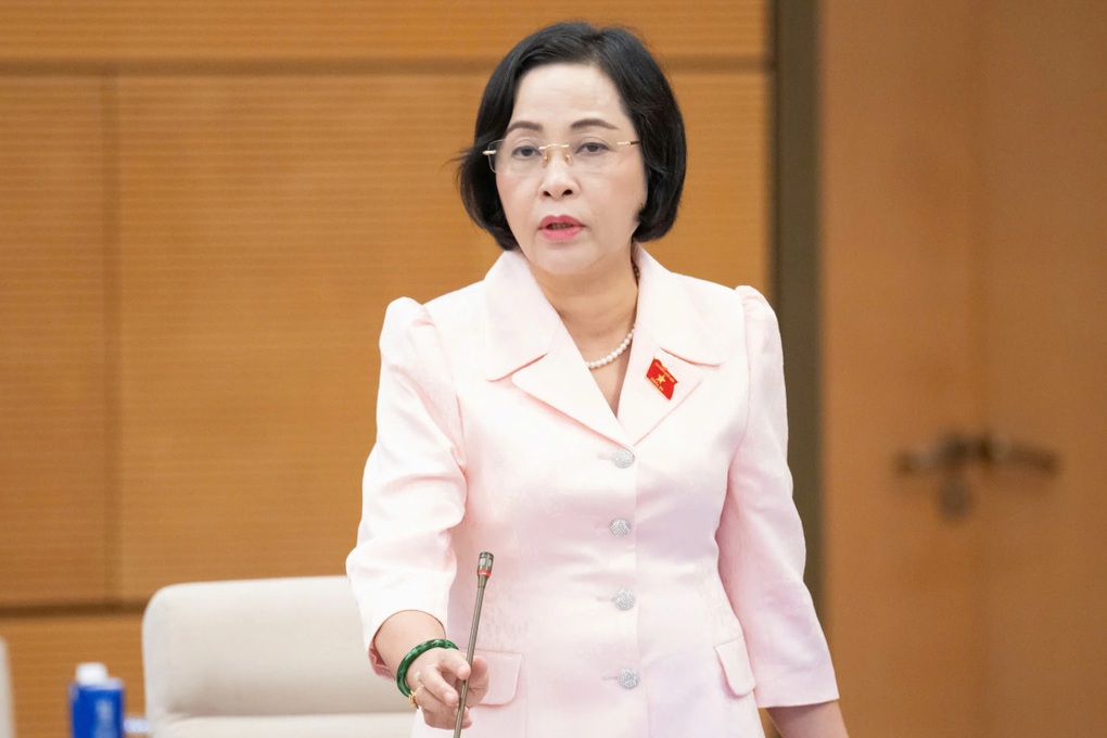Stellvertretender Vorsitzender der Nationalversammlung: „Nur sehr wenige kommunale Beamte verdienen mehr als 10 Millionen VND“ – 2 Phó Chủ tịch Quốc hội: “Rất ít công chức xã lương cao hơn 10 triệu đồng” - 2