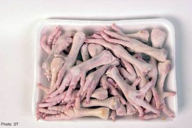 Trung Quốc bắt giữ 30.000 tấn chân gà bẩn